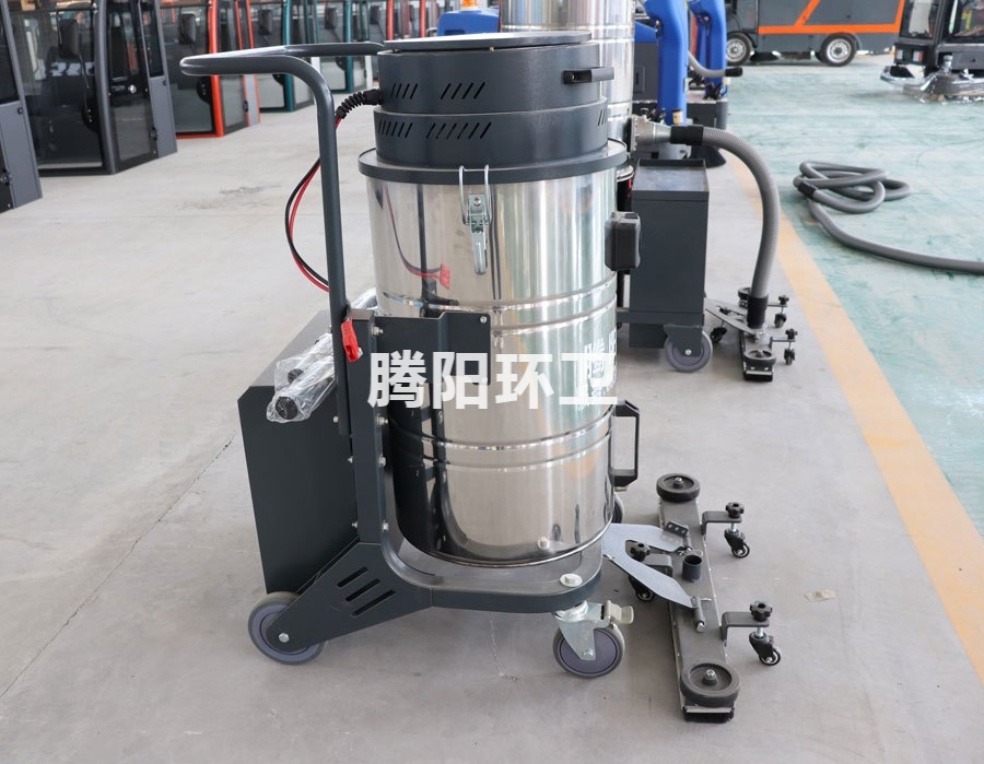 ���I���m��